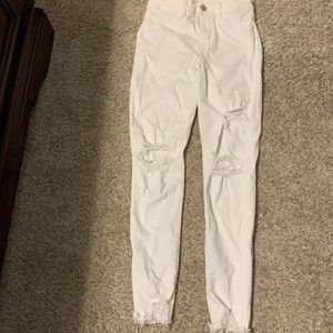 White ripped skinny jeans